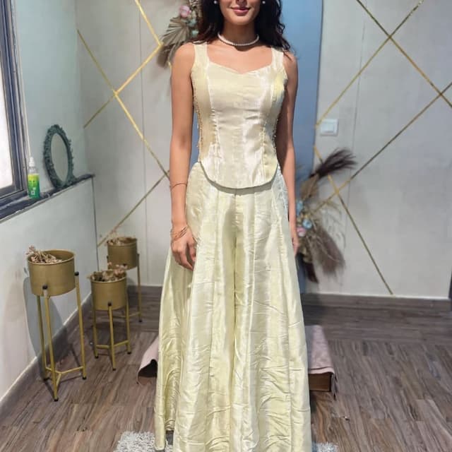 Pale yellow, light gold Co-ord set
