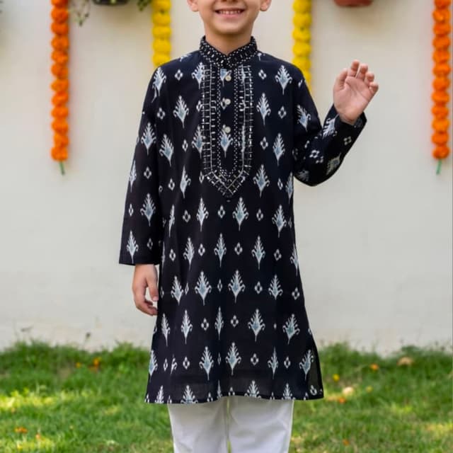 Black, White, Grey Kurta Pyjama Set