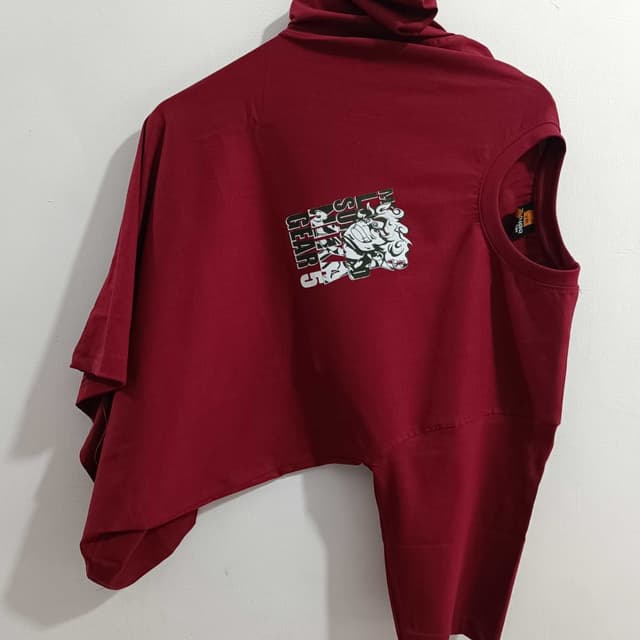 Down shoulder Tshirt