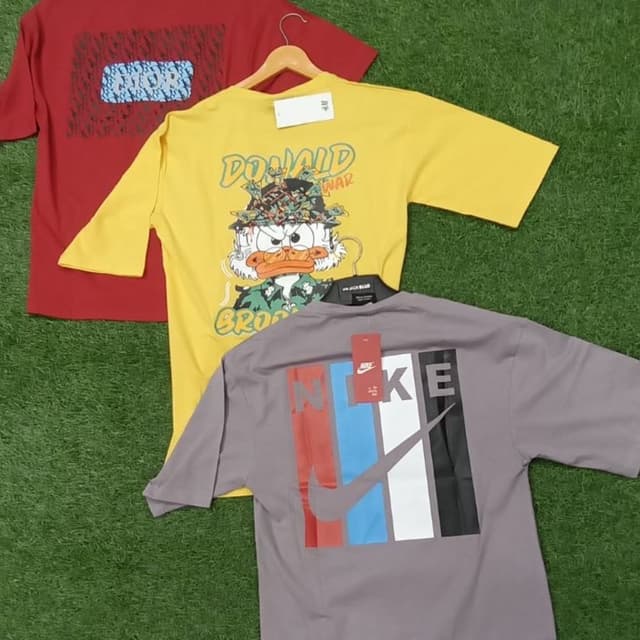 Down shoulder Tshirt