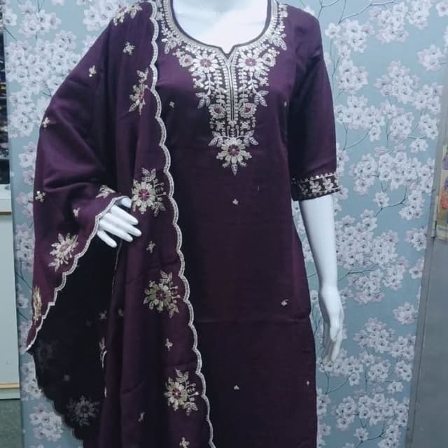 Whine colour Kurti pant dupatta