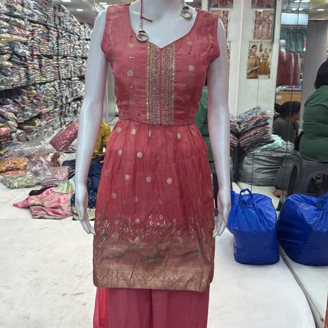 Coral, Gold Salwar Suit