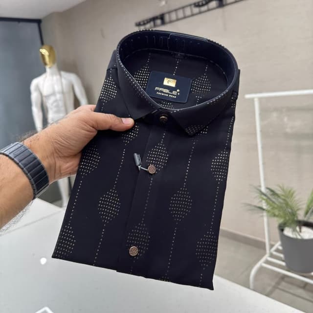 Black and gold Shirt